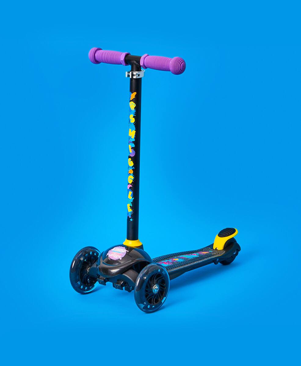 Scooter with Light Up Wheels